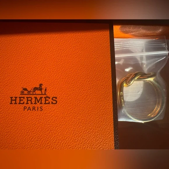 Hermès Gold Enchaînée Scarf Ring with Box and bag Chaîne d’Ancre scarf ring - Picture 12 of 14